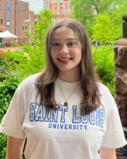 Headshot of student leader Caroline Hunt