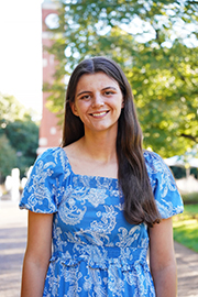 Emi Hercules headshot