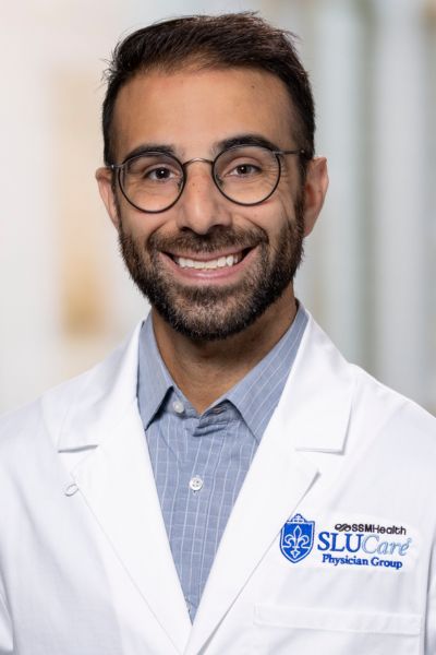 Headshot of Ariel Rischall